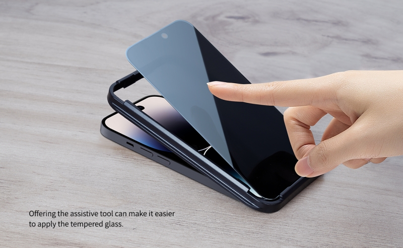 Kính Cường Lực Full Màn iPhone 14 Pro Chống Nhìn Trộm Hiệu Nillkin có khả năng chịu lực cao, chống dầu, hạn chế bám vân tay cảm giác lướt cũng nhẹ nhàng hơn.